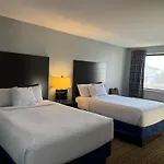 Baymont By Wyndham Louisville Airport South